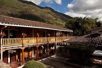 Hacienda Uzhupud Hotel Cuenca