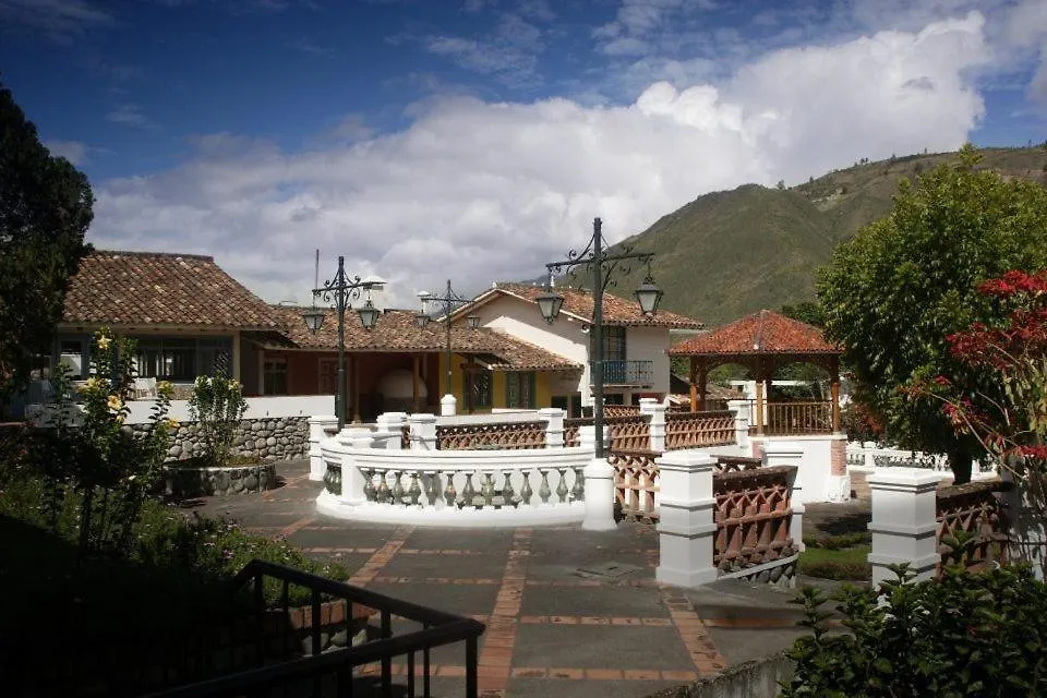 Hacienda Uzhupud Hotel Cuenca