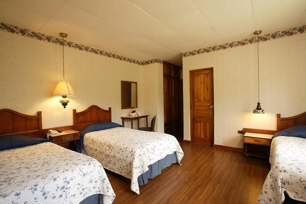 Hacienda Uzhupud Hotel Cuenca