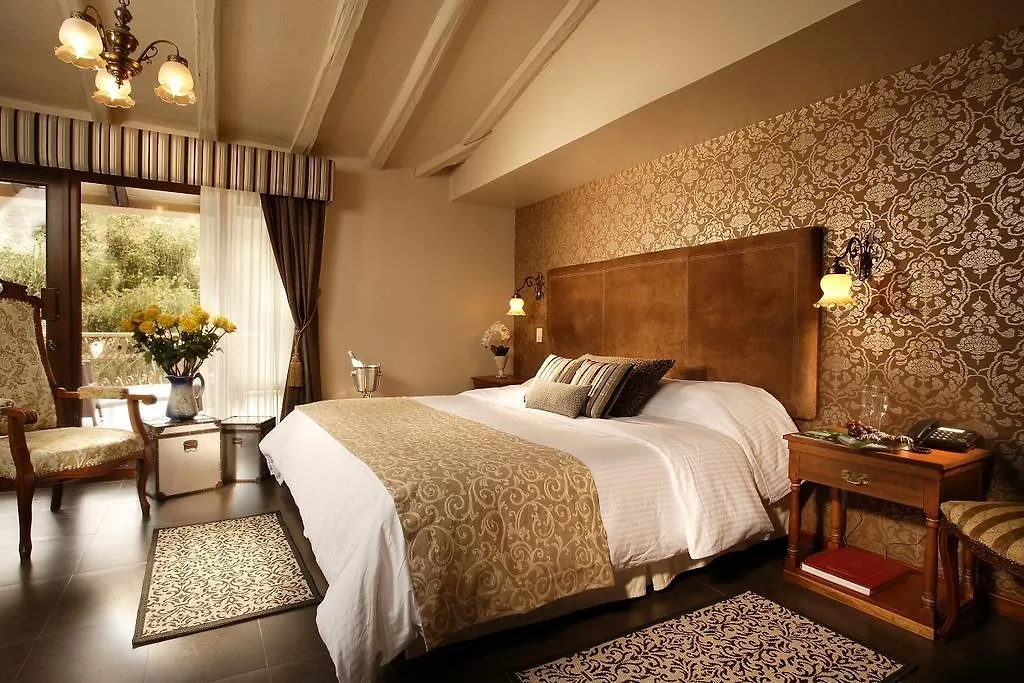 ****  Hacienda Uzhupud Hotel Cuenca Ecuador
