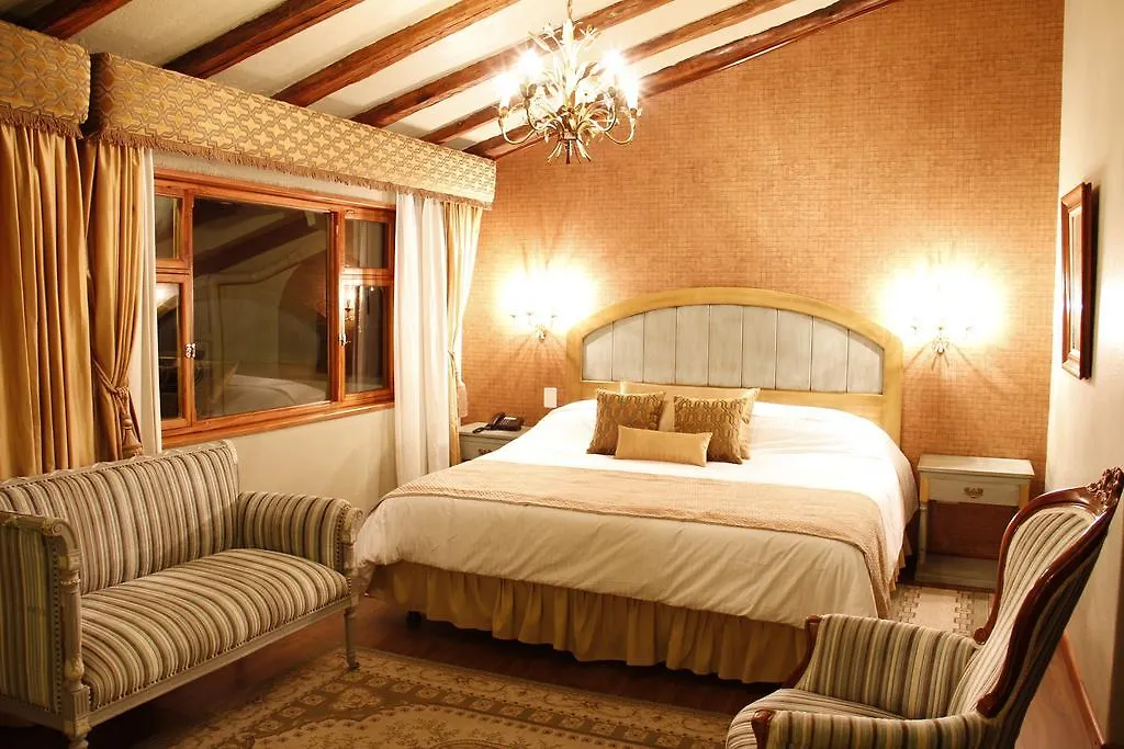 Hacienda Uzhupud Hotel Cuenca