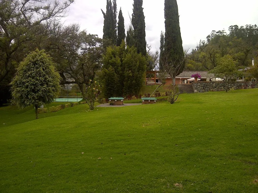 Hacienda Uzhupud Hotel Cuenca