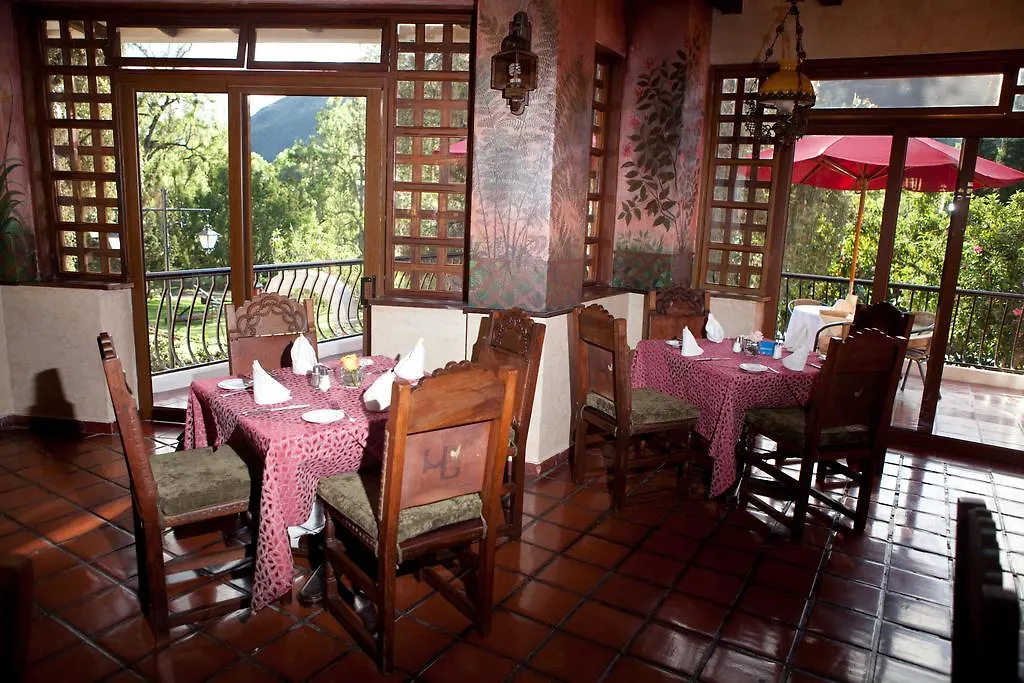 Hacienda Uzhupud Hotel Cuenca