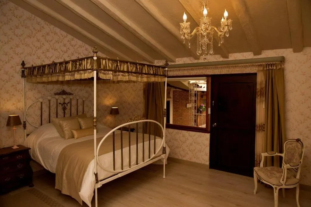 Hacienda Uzhupud Hotel Cuenca