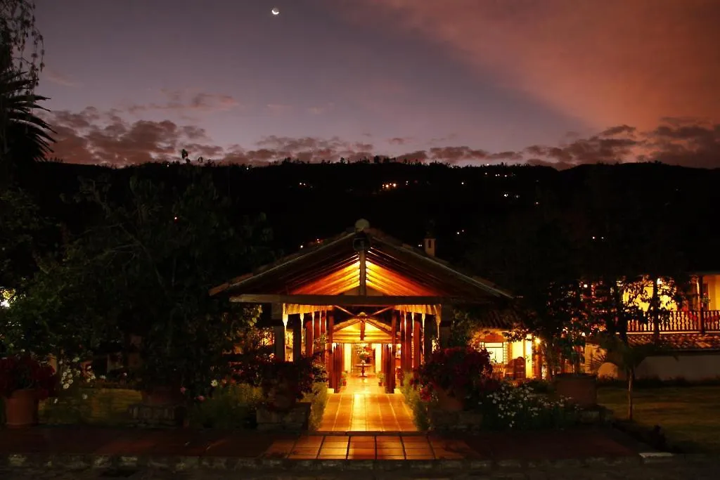 Hacienda Uzhupud Hotel Cuenca