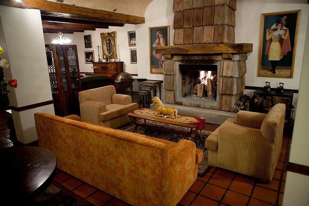 Hacienda Uzhupud Hotel Cuenca
