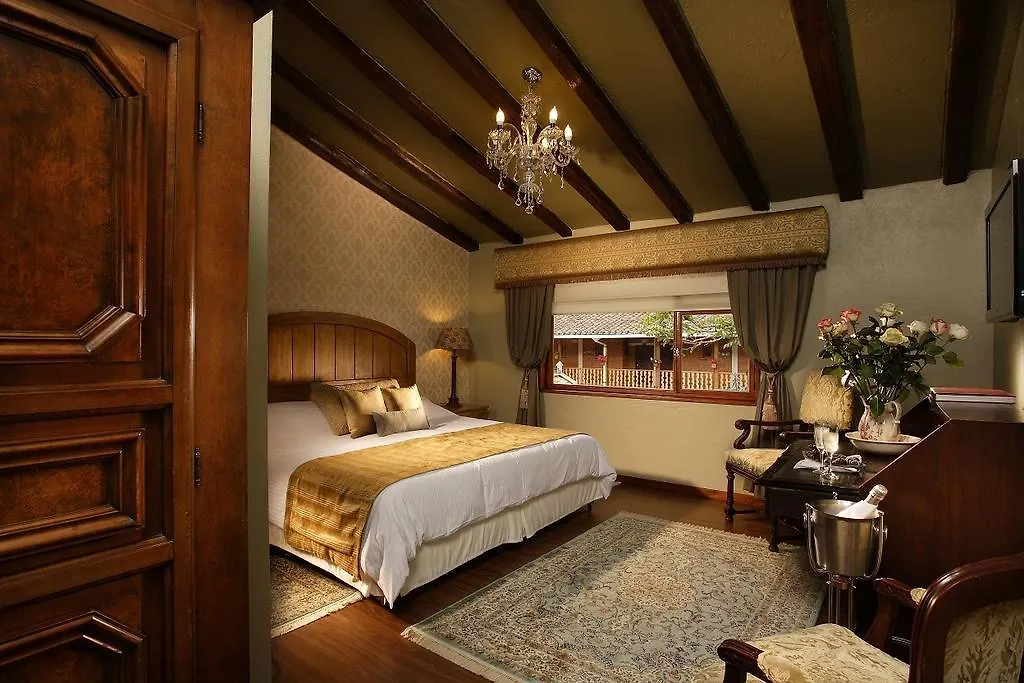 Hacienda Uzhupud Hotel Cuenca