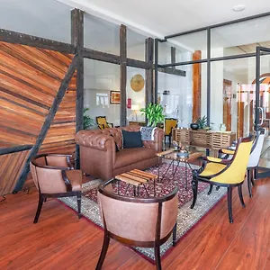 3* Hotel Socialtel
